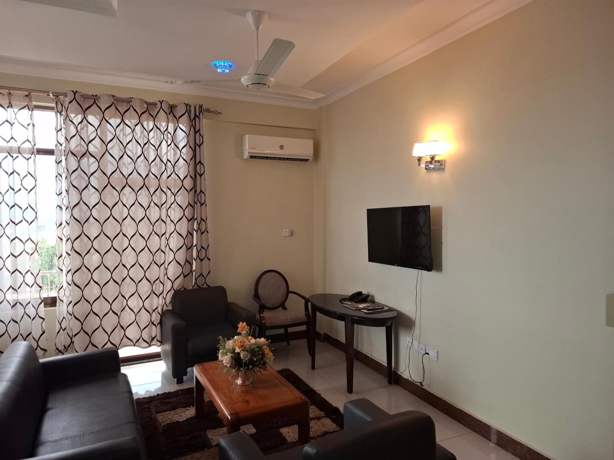 Flomi Hotel Morogoro Eksteriør bilde