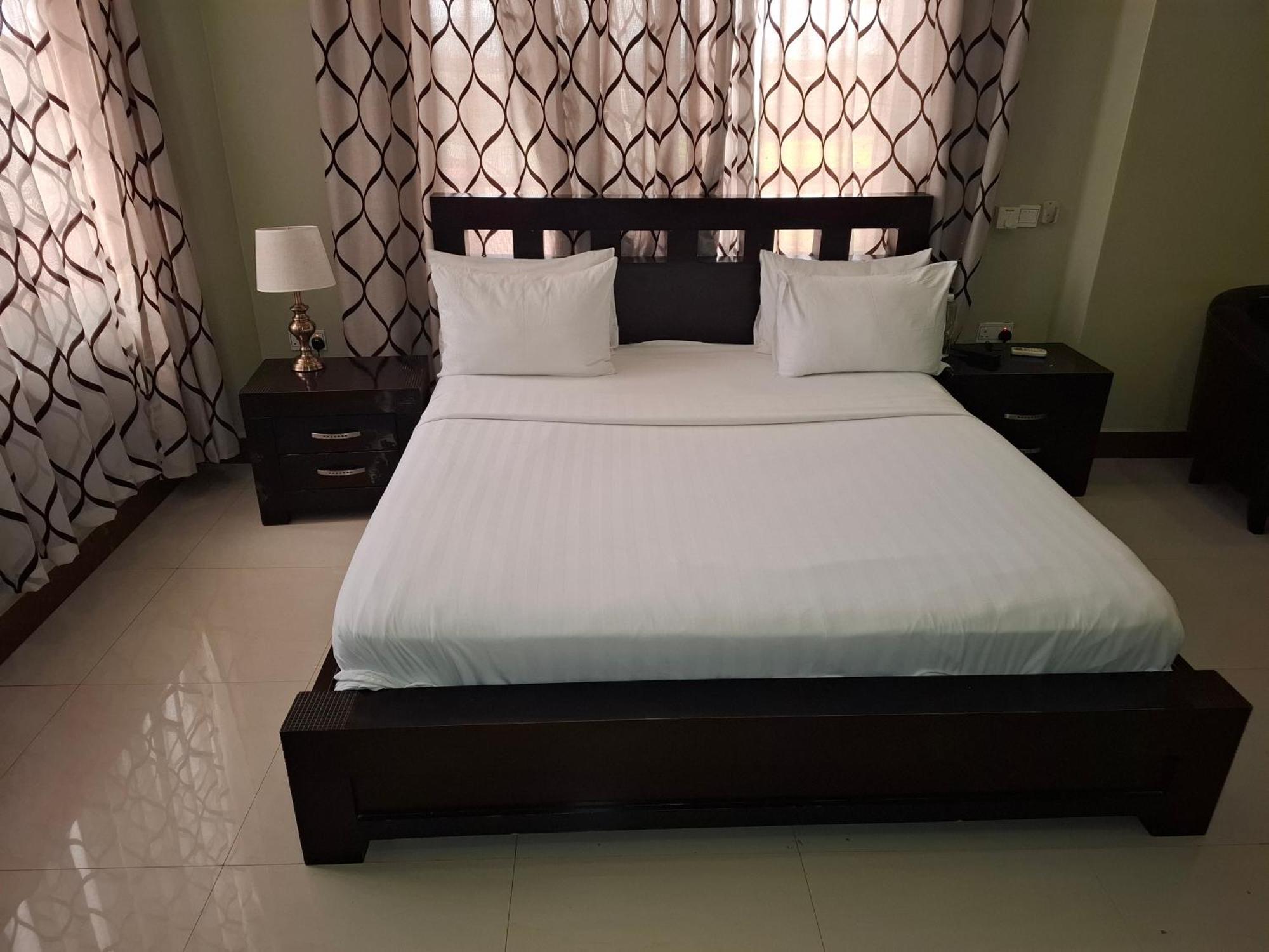 Flomi Hotel Morogoro Eksteriør bilde
