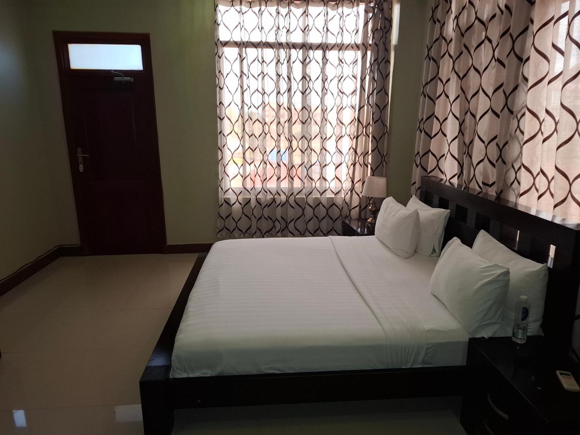 Flomi Hotel Morogoro Eksteriør bilde